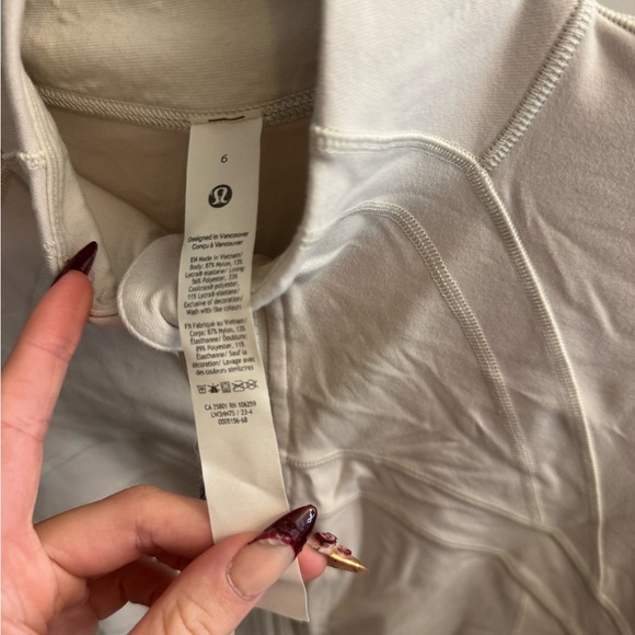 Lululemon Define Jacket - Picture 4 of 5